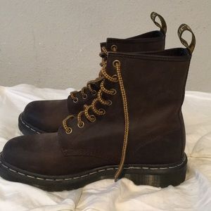 Classic Doc Martens 1460 Crazy Horse